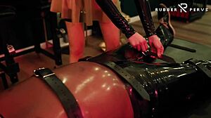 Facesitting my rubberslave feels so tight and controlling