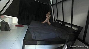 Skinny Asian teen gets a wet delight in bed