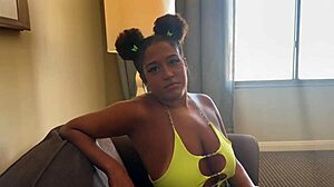 Girl cheats on her boyfriend with his friend