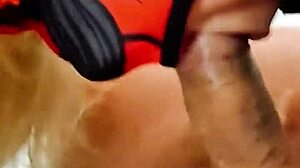 milf latina gives a steamy homemade blowjob to the construction worker in a real quick break.